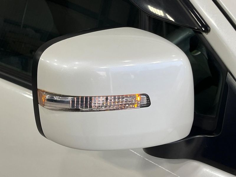 2014 Suzuki Wagon R Stingray DBA-MH34S (UW-6a7fd8f735f50)[11]