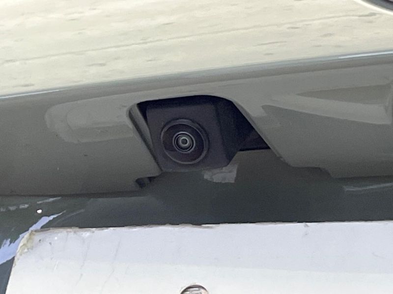 2021 Toyota Aqua 6AA-MXPK16 (UW-6a7fd96078482)[9]
