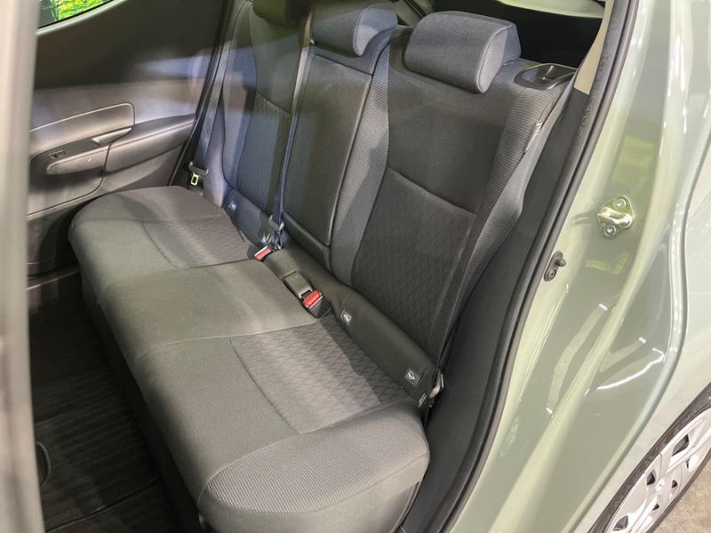 2021 Toyota Aqua 6AA-MXPK16 (UW-6a7fd96078482)[17]
