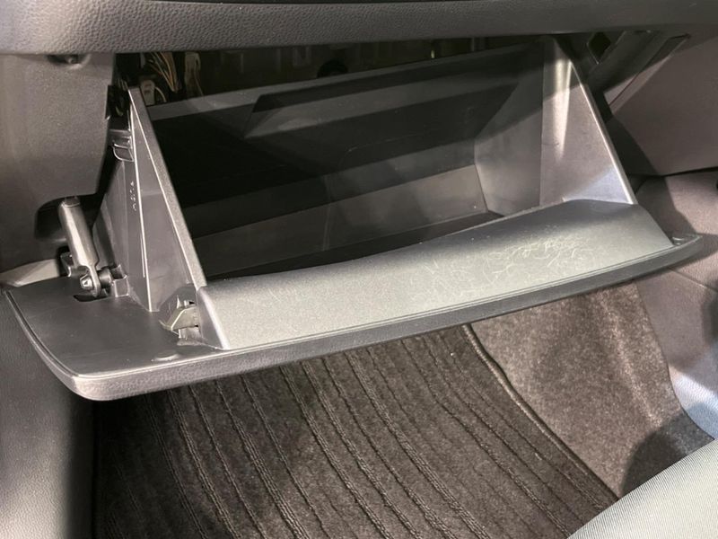 2021 Toyota Aqua 6AA-MXPK16 (UW-6a7fd96078482)[22]