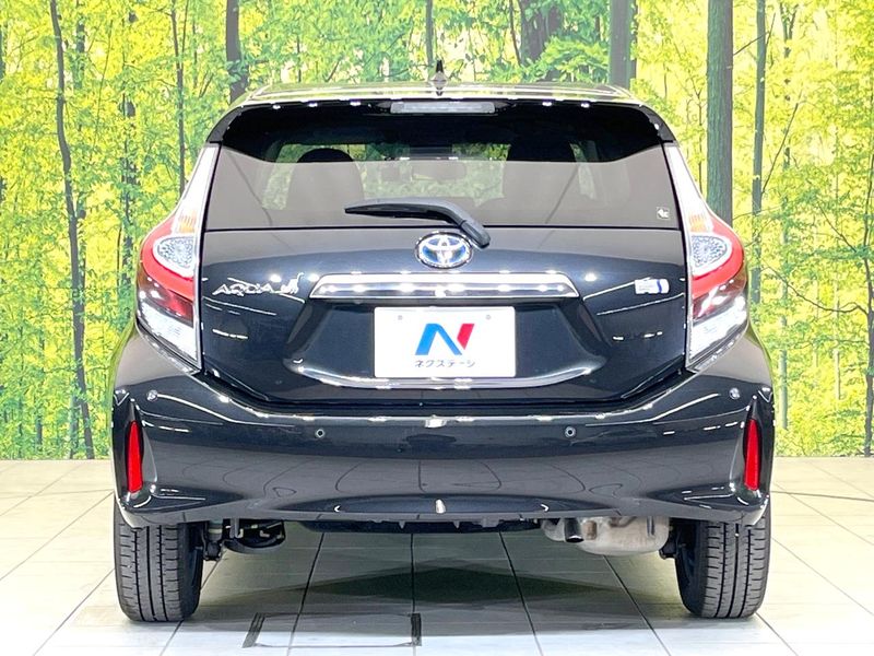 2019 Toyota Aqua DAA-NHP10 (UW-6a7fd9968e4c1)[25]