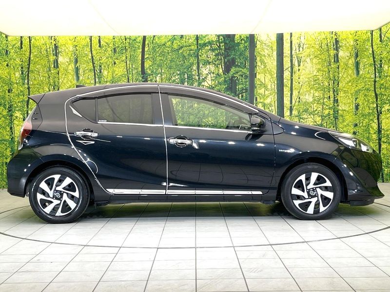 2019 Toyota Aqua DAA-NHP10 (UW-6a7fd9968e4c1)[23]