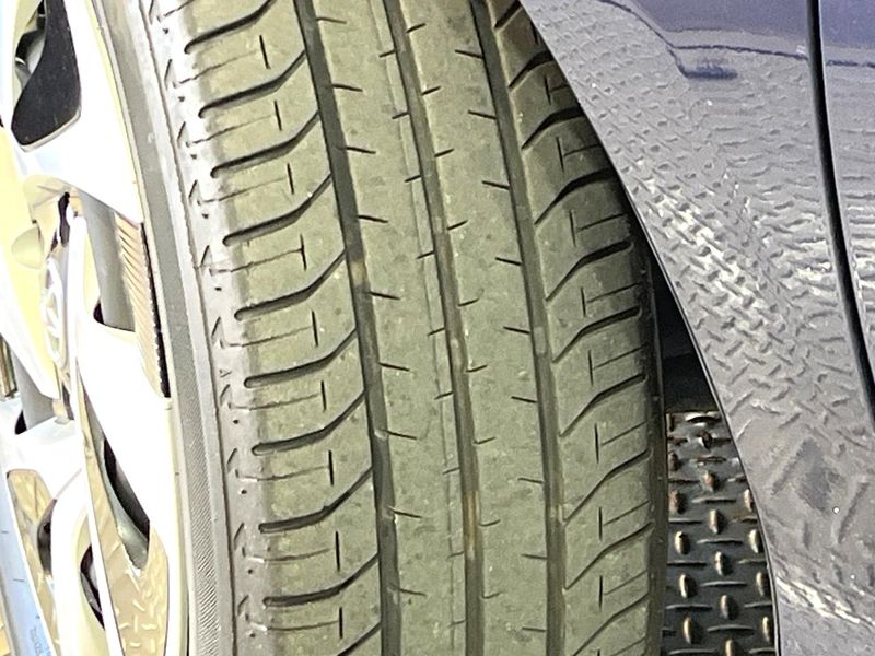 2019 Toyota Aqua DAA-NHP10 (UW-6a7fd996d0297)[8]