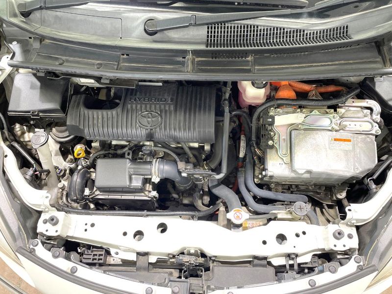 2019 Toyota Sienta 6AA-NHP170G (UW-6a7fd9a4c1d57)[27]