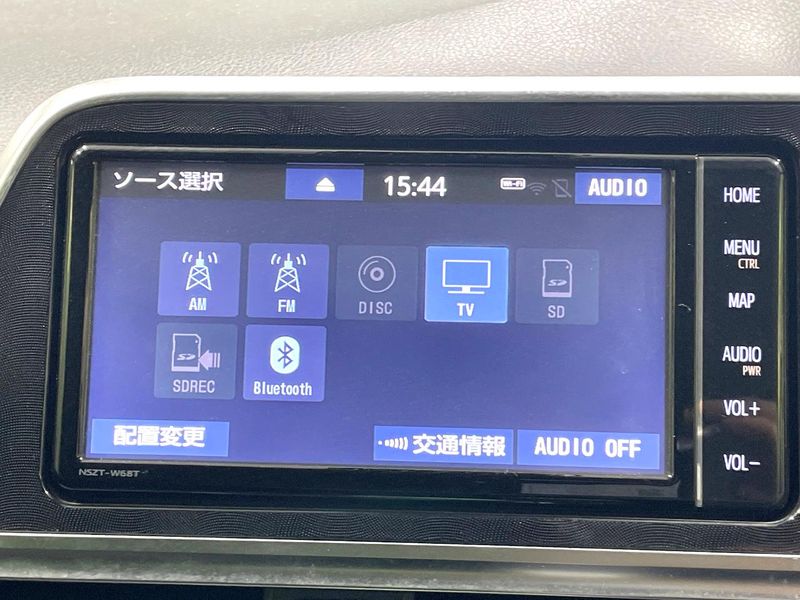 2019 Toyota Sienta 6AA-NHP170G (UW-6a7fd9a4c1d57)[24]