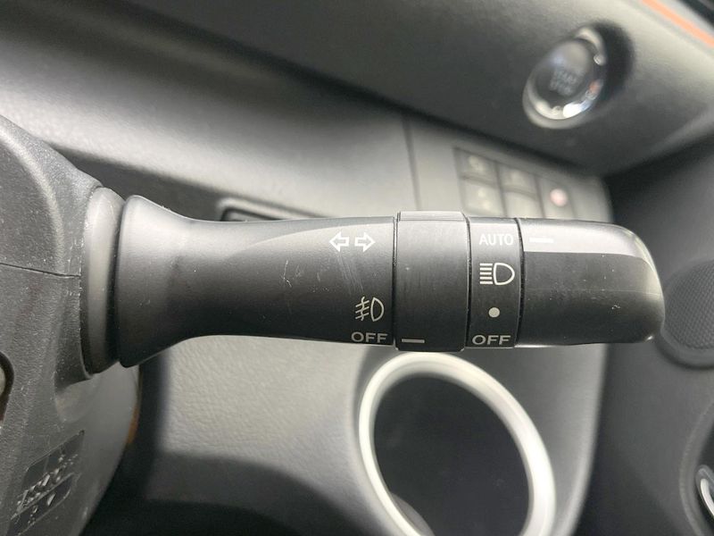 2019 Toyota Sienta DBA-NSP170G (UW-6a7fd9adcf627)[28]