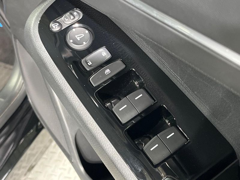 2024 Honda Vezel 6AA-RV5 (UW-6a7fd9d9eb438)[22]