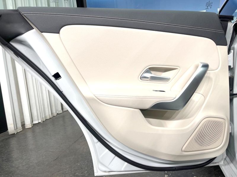 2023 Mercedes Benz CLA Class 3DA-118312M (UW-6a7fda2382ce3)[12]