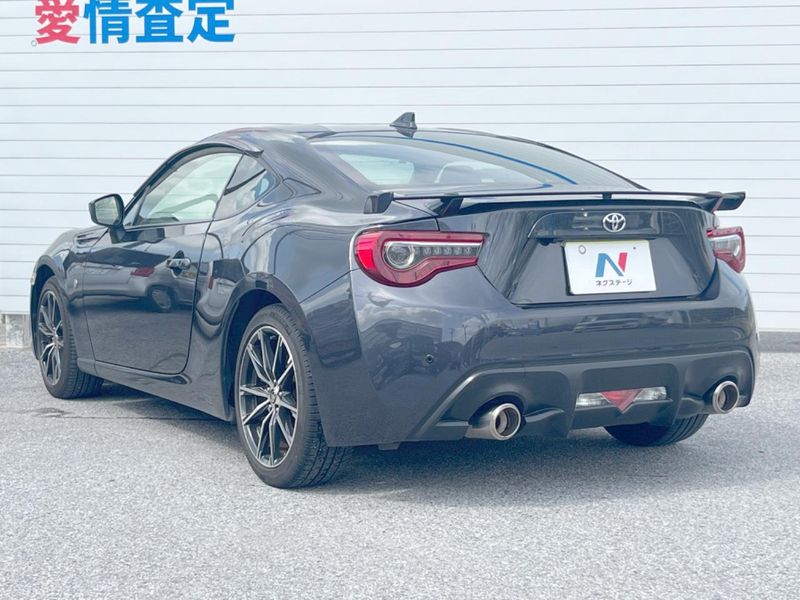 2017 Toyota 86 DBA-ZN6 (UW-6a7fda4e41a4e)[6]