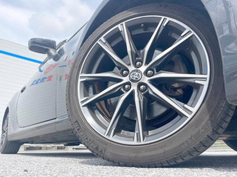 2017 Toyota 86 DBA-ZN6 (UW-6a7fda4e41a4e)[15]