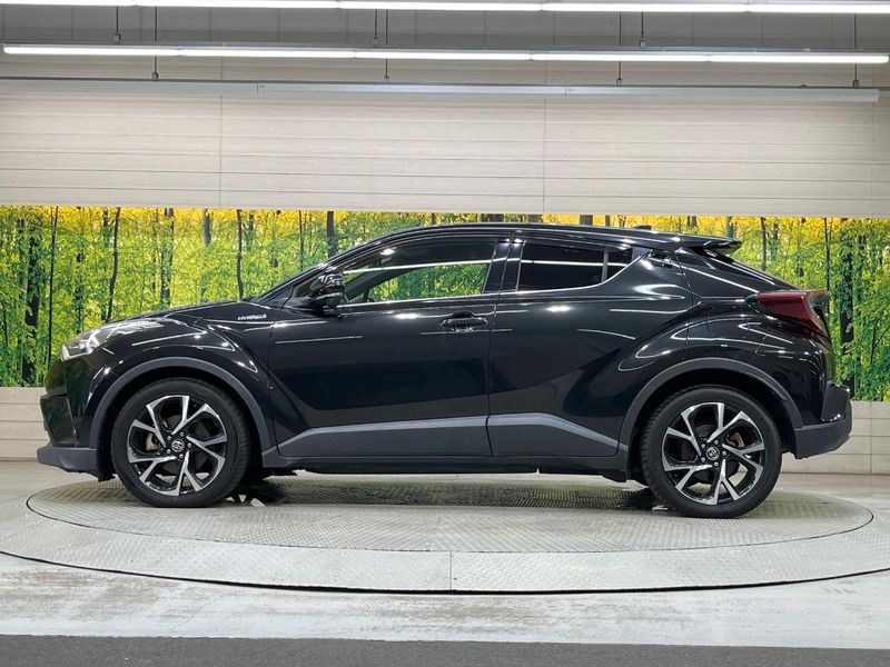 2019 Toyota C-HR DAA-ZYX10 (UW-6a7fdaa82ab55)[24]