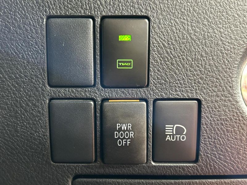 2022 Toyota Alphard 3BA-AGH30W (UW-6a81282adfb59)[24]