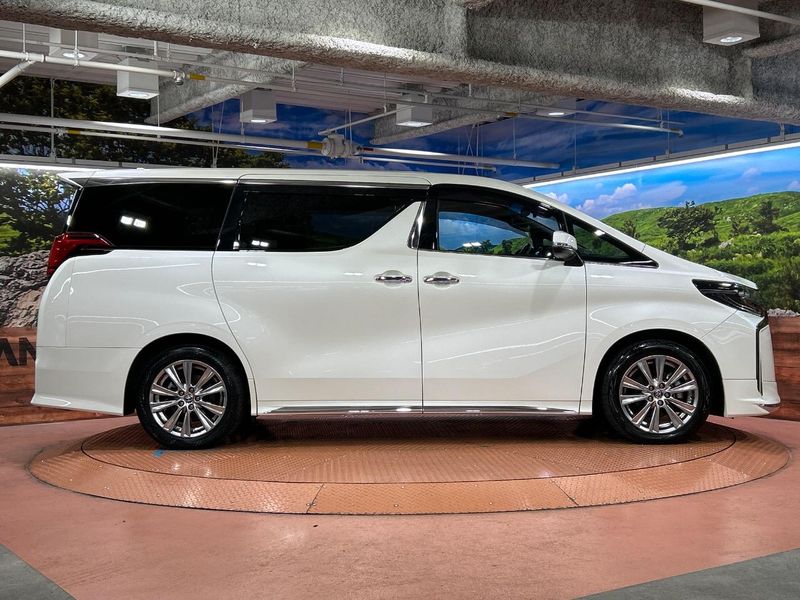2022 Toyota Alphard 3BA-AGH30W (UW-6a81282adfb59)[18]