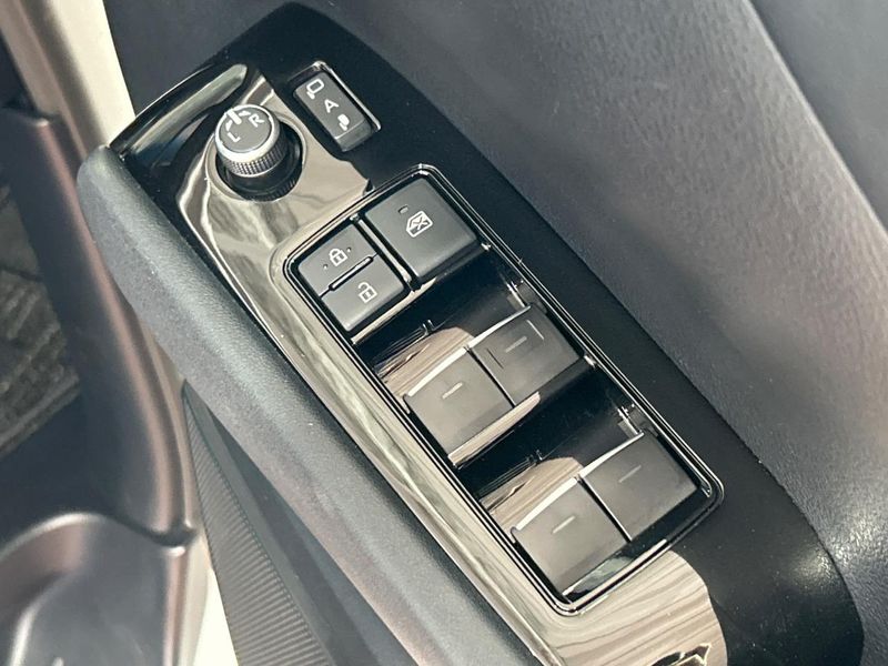 2022 Toyota Alphard 3BA-AGH30W (UW-6a81282adfb59)[22]