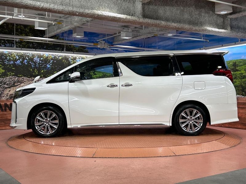 2022 Toyota Alphard 3BA-AGH30W (UW-6a81282adfb59)[14]