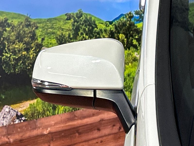 2022 Toyota Alphard 3BA-AGH30W (UW-6a81282adfb59)[11]