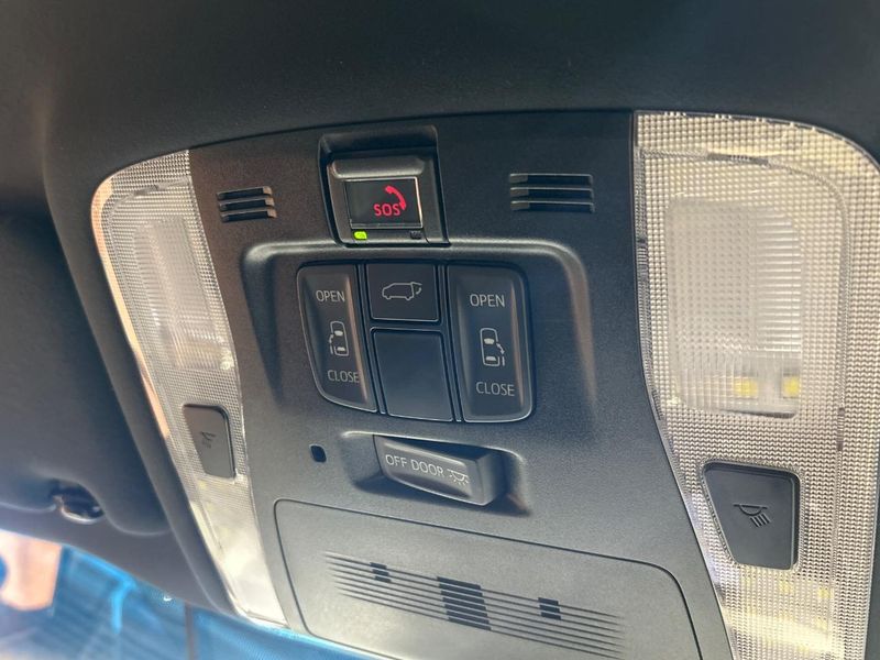 2022 Toyota Alphard 3BA-AGH30W (UW-6a81282adfb59)[26]