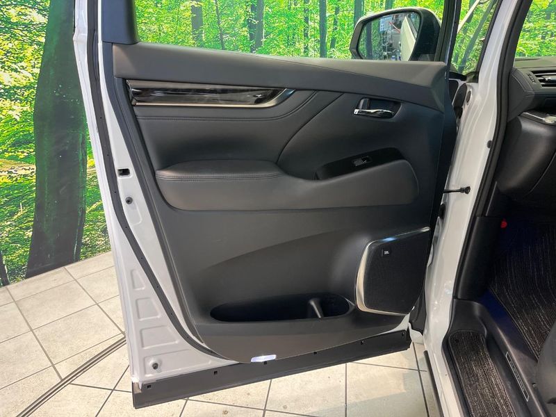 2022 Toyota Alphard 3BA-AGH30W (UW-6a81282c9bed2)[13]