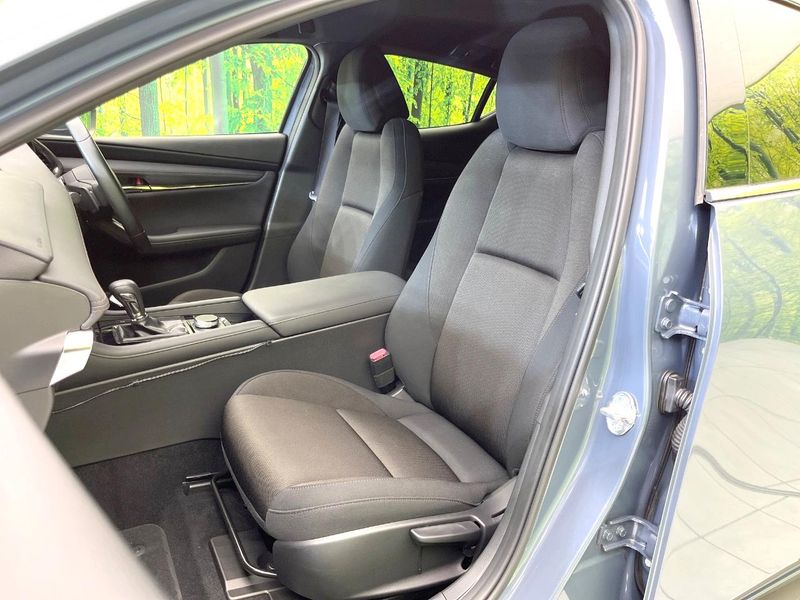 2019 Mazda Mazda 3 Fastback 3DA-BP8P (UW-6a812892bdb9d)[17]