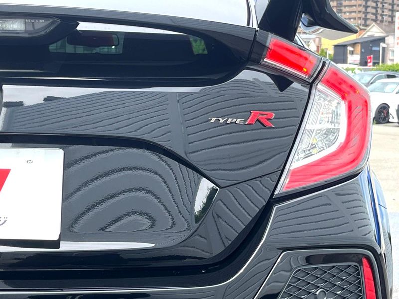 2018 Honda Civic DBA-FK8 (UW-6a8128c201a3a)[27]