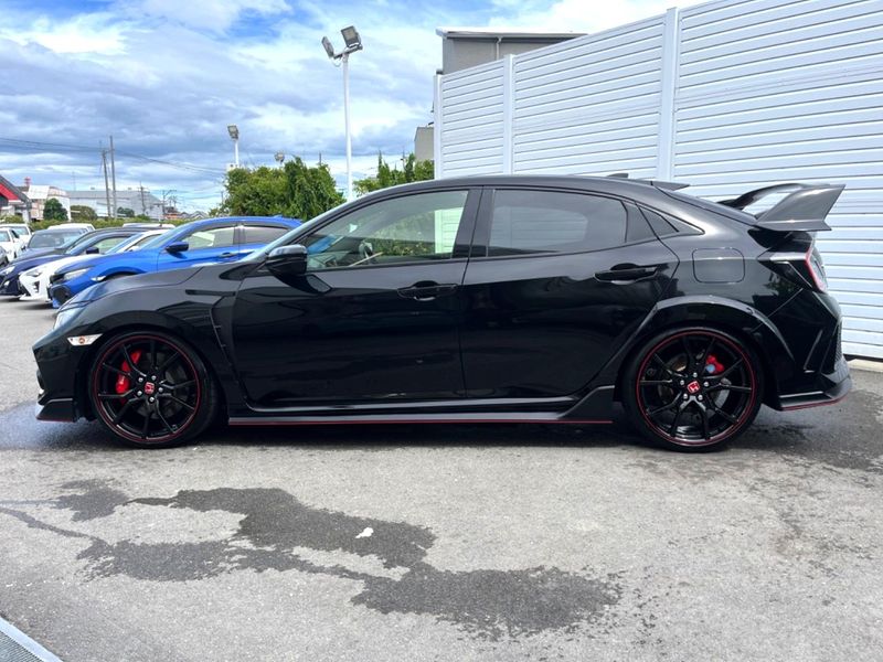 2018 Honda Civic DBA-FK8 (UW-6a8128c201a3a)[19]