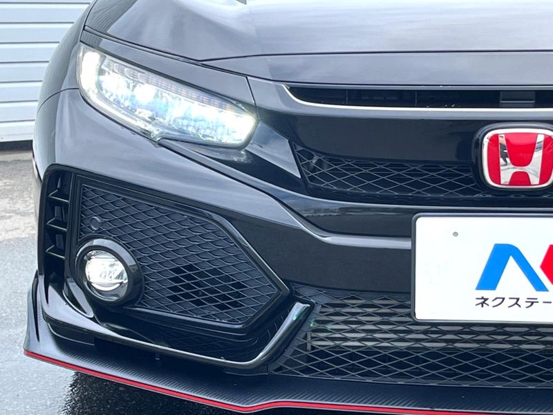 2018 Honda Civic DBA-FK8 (UW-6a8128c201a3a)[16]