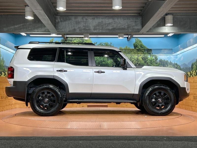 2024 Toyota Land Cruiser 250 3DA-GDJ250W (UW-6a8128cf76432)[18]