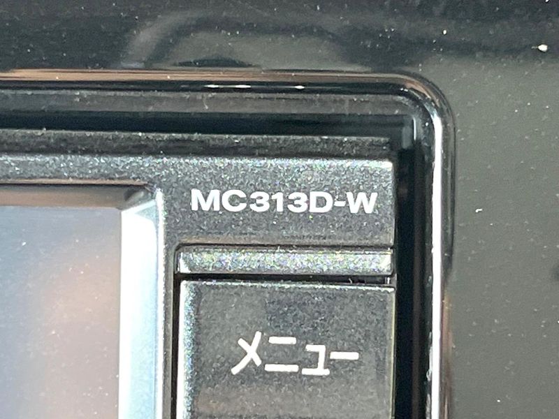 2017 Nissan Serena DAA-GFC27 (UW-6a8128d39db9f)[23]
