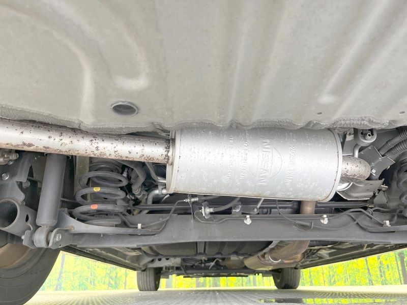 2017 Nissan Serena DAA-GFC27 (UW-6a8128d7558e2)[6]