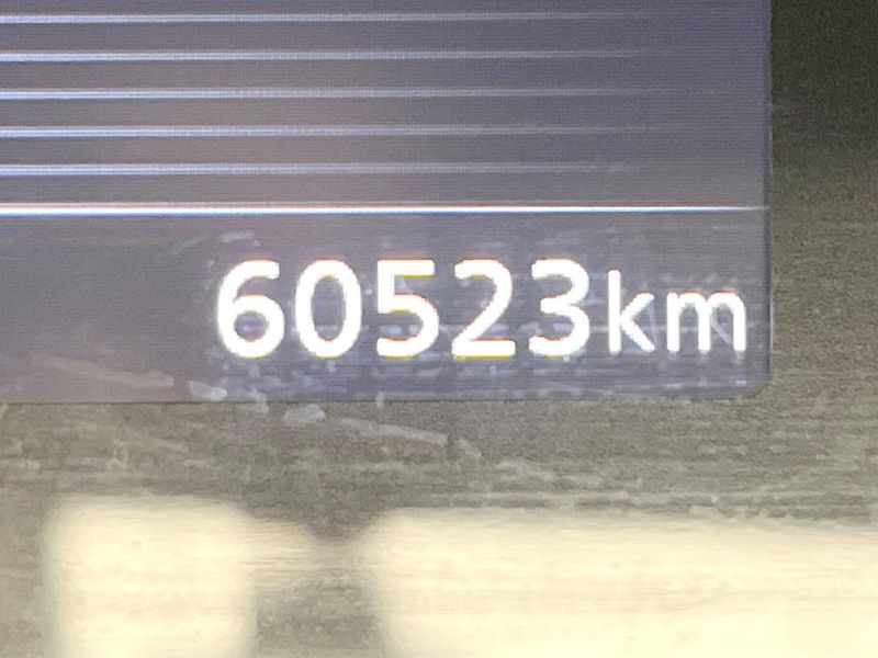 2017 Nissan Serena DAA-GFC27 (UW-6a8128d7558e2)[2]