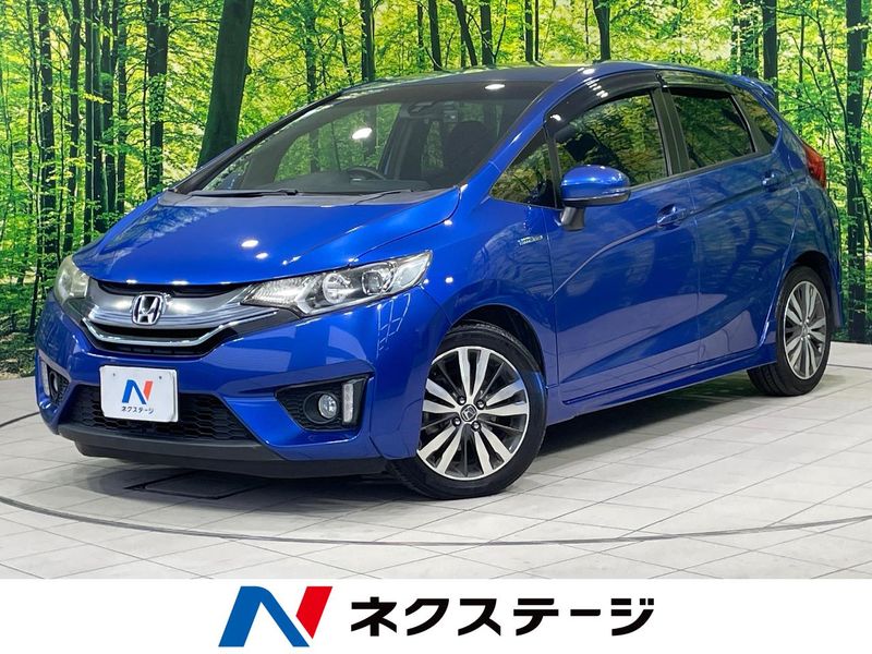 2014 Honda Fit Hybrid DAA-GP5 (UW-6a8128eb50b5d)[3]