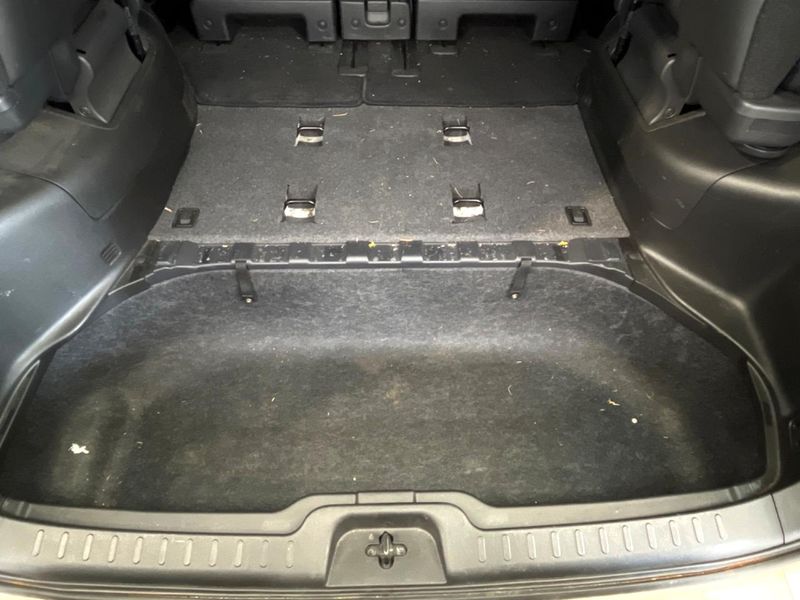 2013 Nissan Serena DAA-HFC26 (UW-6a81291dcebec)[21]