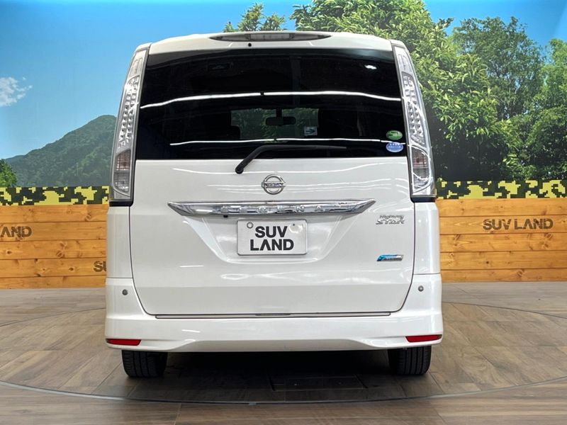 2013 Nissan Serena DAA-HFC26 (UW-6a81291dcebec)[5]