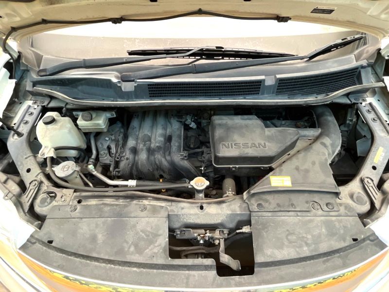 2013 Nissan Serena DAA-HFC26 (UW-6a81291dcebec)[4]
