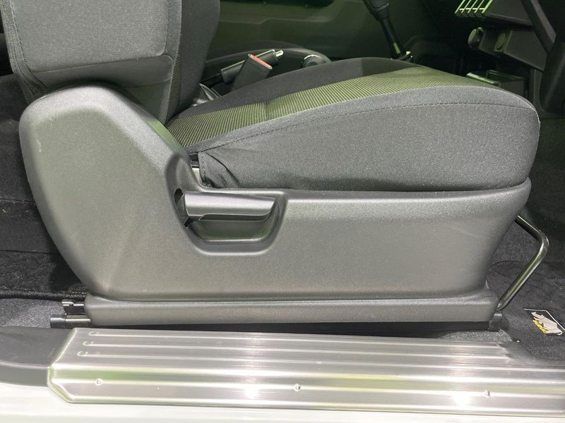 2023 Suzuki Jimny 3BA-JB64W (UW-6a81292ee1e54)[20]