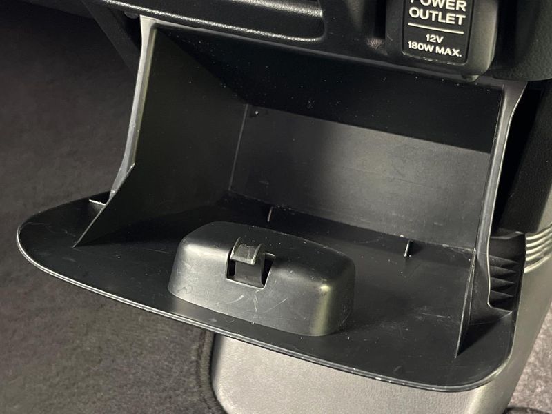 2013 Honda N-BOX DBA-JF1 (UW-6a81293e26c2f)[23]