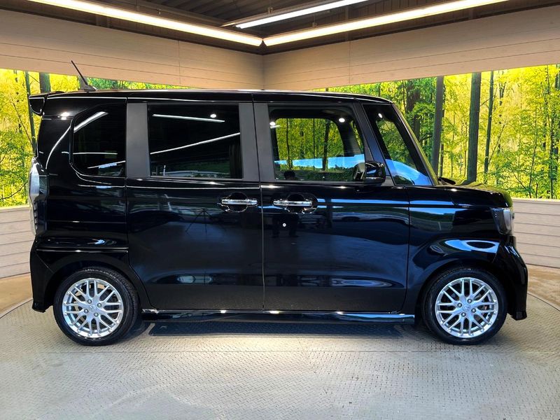2022 Honda N-BOX CUSTOM 6BA-JF3 (UW-6a81295b5bcb0)[10]