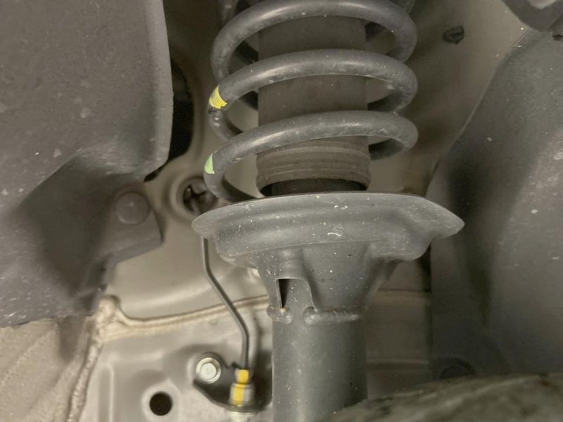 2023 Honda N-BOX CUSTOM 6BA-JF5 (UW-6a81296899eb8)[28]