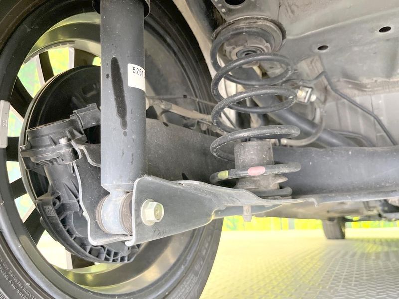2024 Honda N-BOX CUSTOM 6BA-JF5 (UW-6a81296a4b672)[12]