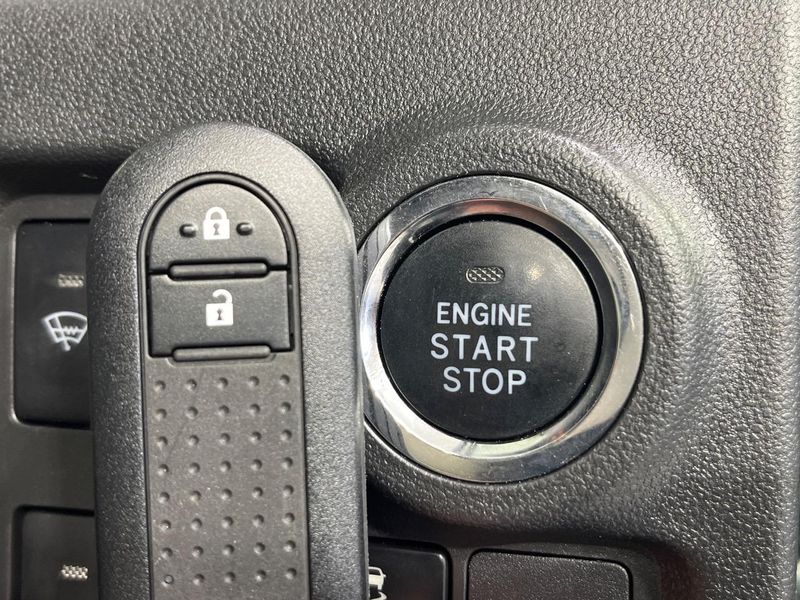 2019 Toyota Passo 5BA-M710A (UW-6a8129f36878a)[14]