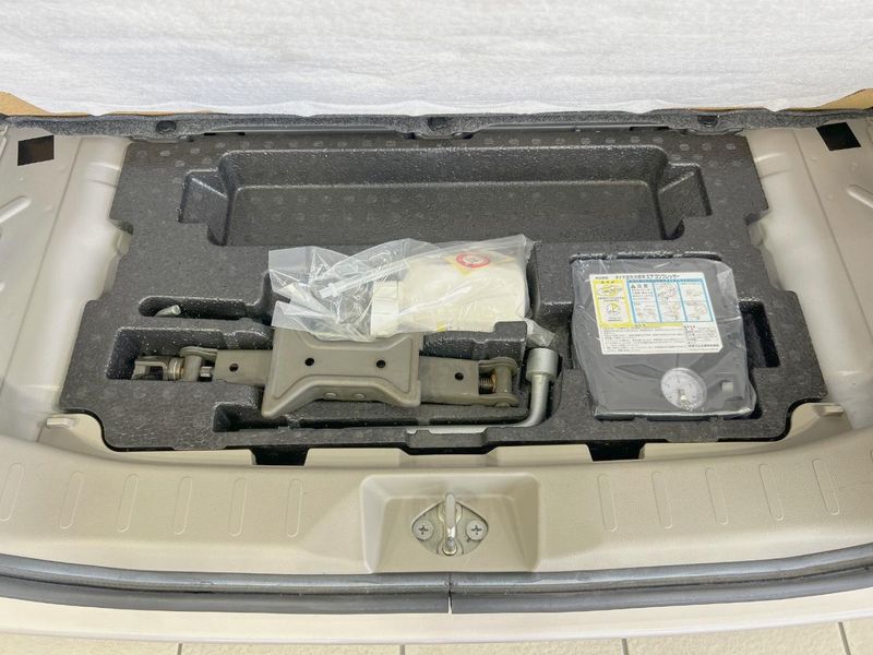 2011 Suzuki Palette DBA-MK21S (UW-6a812a27989c1)[24]