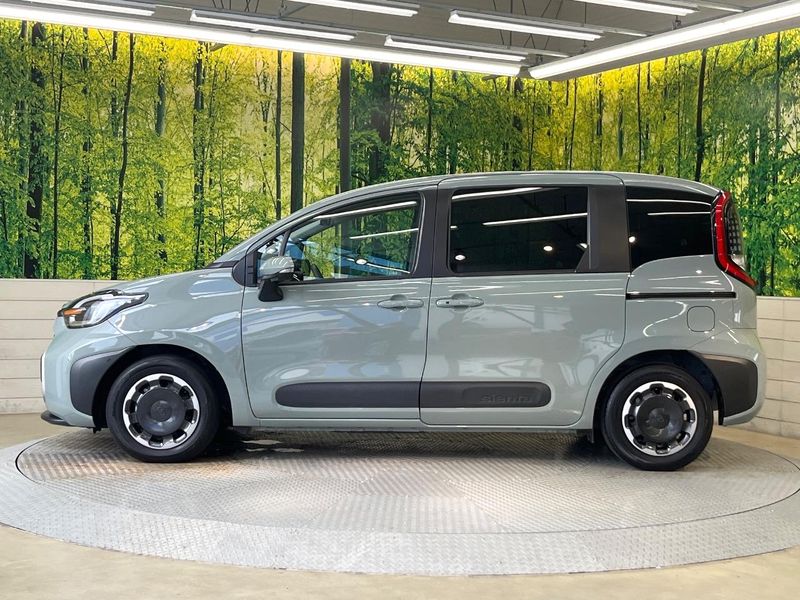 2023 Toyota Sienta 6AA-MXPL10G (UW-6a812a85e607b)[29]