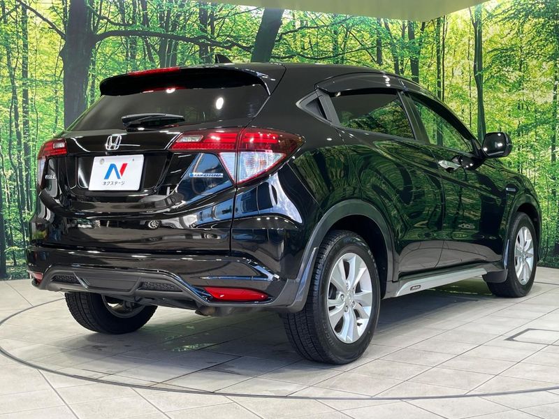 2014 Honda Vezel DAA-RU3 (UW-6a812ade7c3d6)[23]