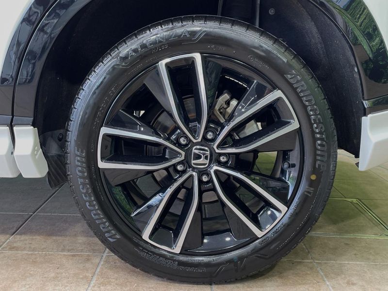 2024 Honda Vezel 6AA-RV5 (UW-6a812aebb19ea)[9]