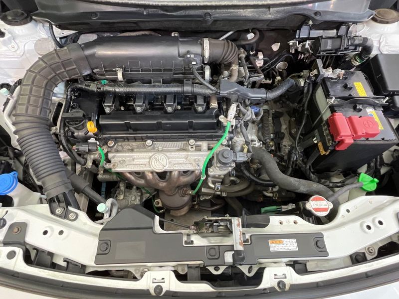 2017 Suzuki Swift DAA-ZC53S (UW-6a812b518924c)[4]