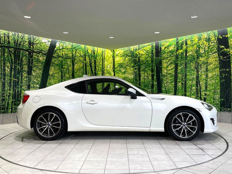 2016 Subaru BRZ DBA-ZC6 (UW-6a812b5276563)[17]