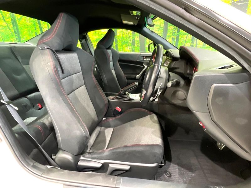 2016 Subaru BRZ DBA-ZC6 (UW-6a812b5276563)[27]