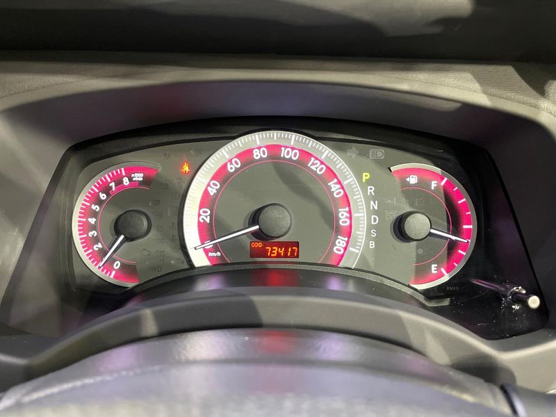 2013 Toyota Isis DBA-ZGM15W (UW-6a812b57e4103)[5]