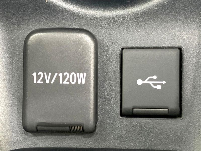 2022 Toyota Prius 6AA-ZVW51 (UW-6a812b88f01b9)[22]