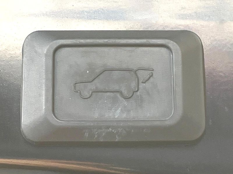 2019 Toyota RAV4 6AA-AXAH54 (UW-6a8279bbd2e24)[28]